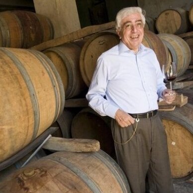 Hochar Pere et Fils Rouge 2020 1 Hochar Pere et Fils Rouge 2020 1
